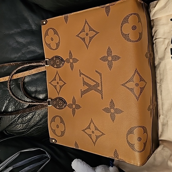 Monogram Giant OnTheGo GM Tote Reverse Canvas Brown Torron Handles Italy - Picture 13 of 17